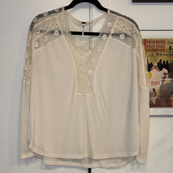NWOT Free People Lola Lace long sleeve top. - Picture 4 of 4
